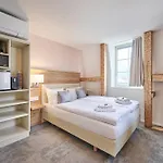 Aparthotel Krone - Self Check-in 3*