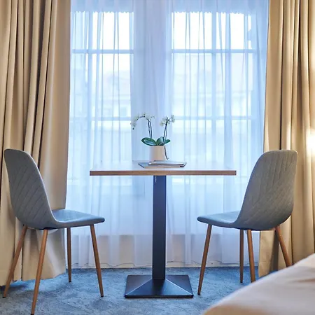 Aparthotel Krone - Self Check-in Unterseen