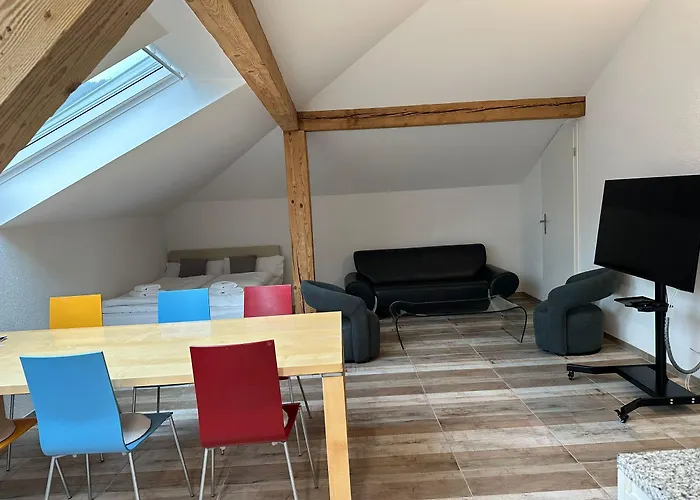 Hotel apartamentowy Krone - Self Check-in Unterseen