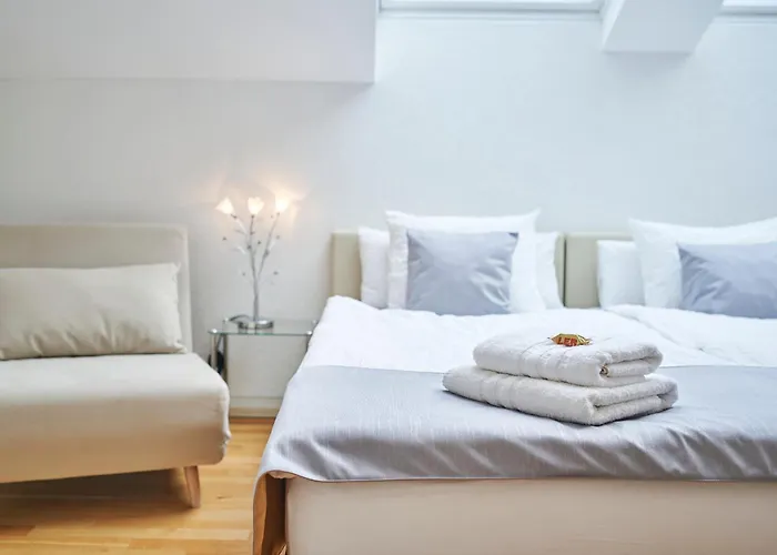 Krone - Self Check-in Lejlighedshotel 3*